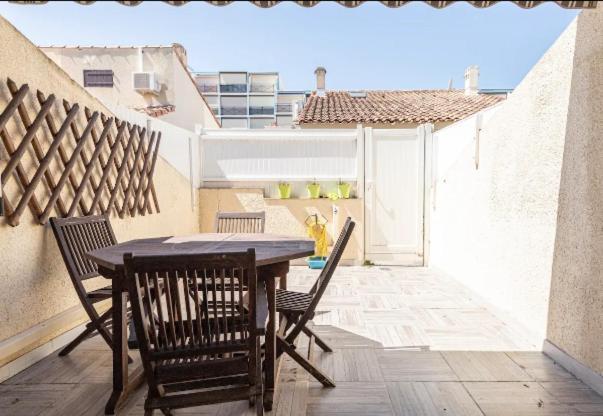 Hébergement de vacances Charmante Maison Avec Terrasse *